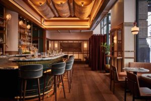 10 Ideas for a Perfectly Cozy Winter Dining Experience