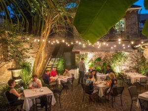 3 Easy Ways to Support Local Eateries